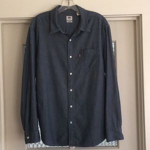 Levi’s Classic Men’s Button Up Indigo Shirt